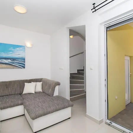 בית נופש House Tatjana