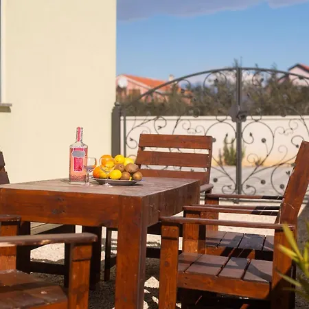 בית נופש House Tatjana