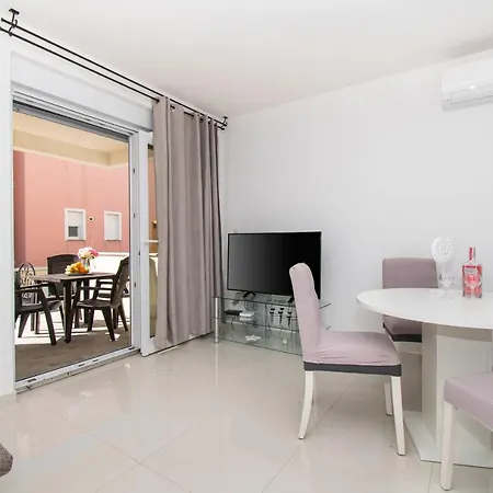 Tatil Evi House Tatjana